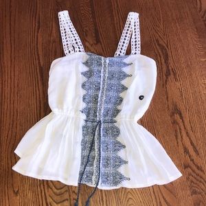 A cute brand new never worn blouse